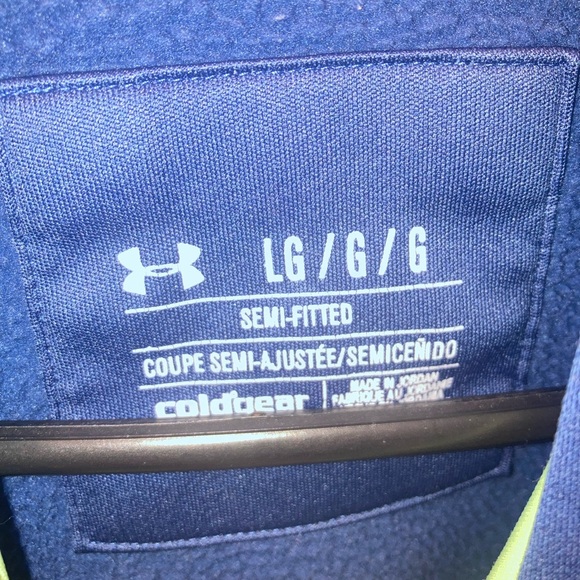 Under Armour semi-fitted cold gear hooded sweatshirt size L - Picture 3 of 3